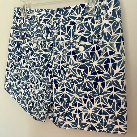 Crown & Ivy Shibori “Caroline” Shorts - Size 8 - Picture 5 of 6
